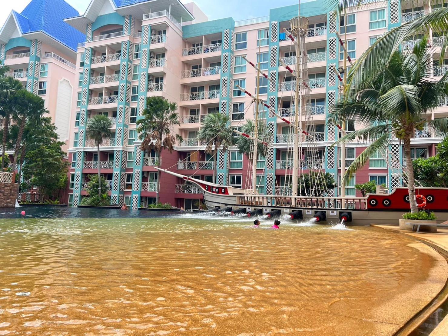 Grande Cariibbean Pattaya By Thita Aparthotel Kültér fotó