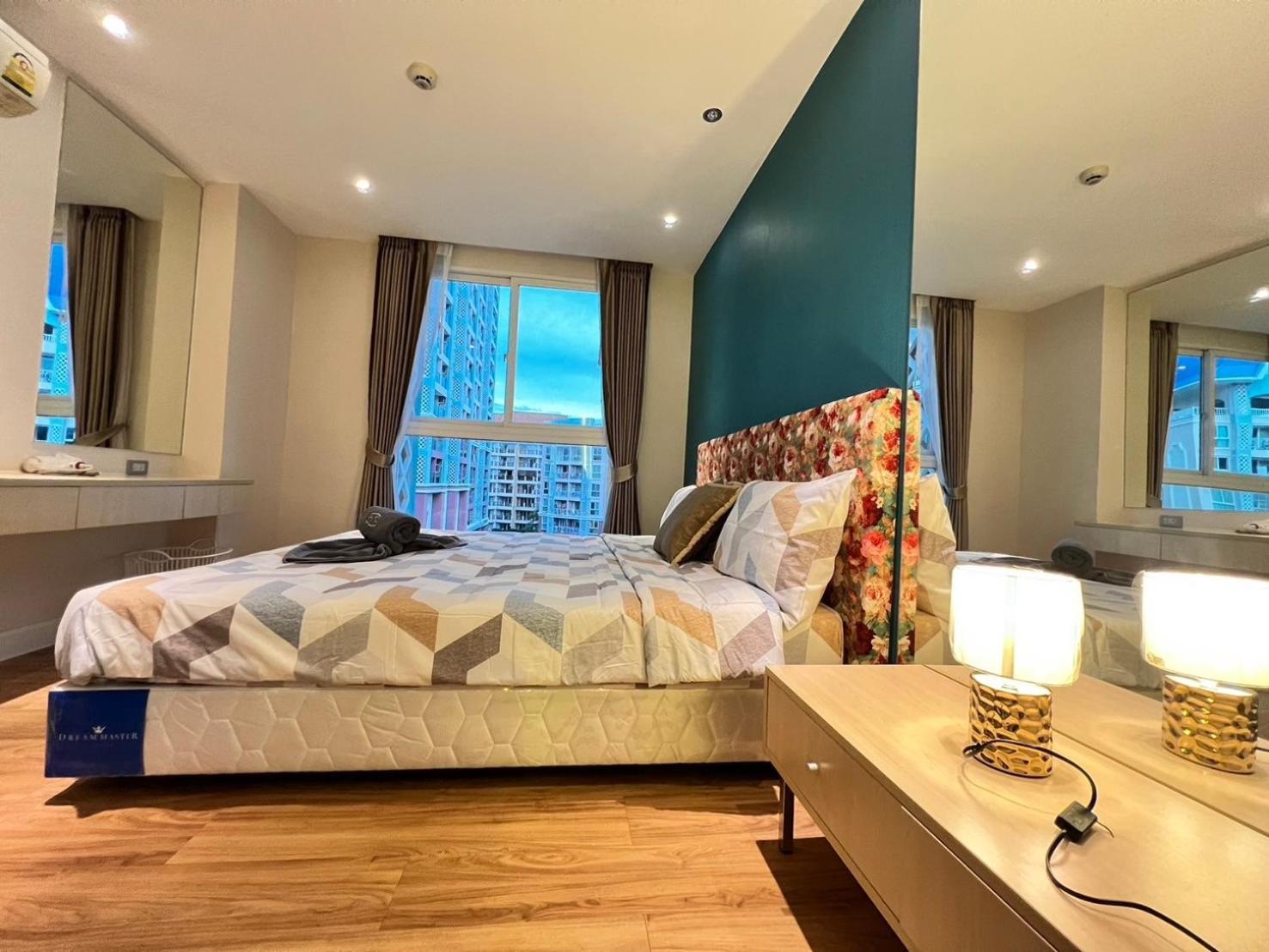 Grande Cariibbean Pattaya By Thita Aparthotel Kültér fotó