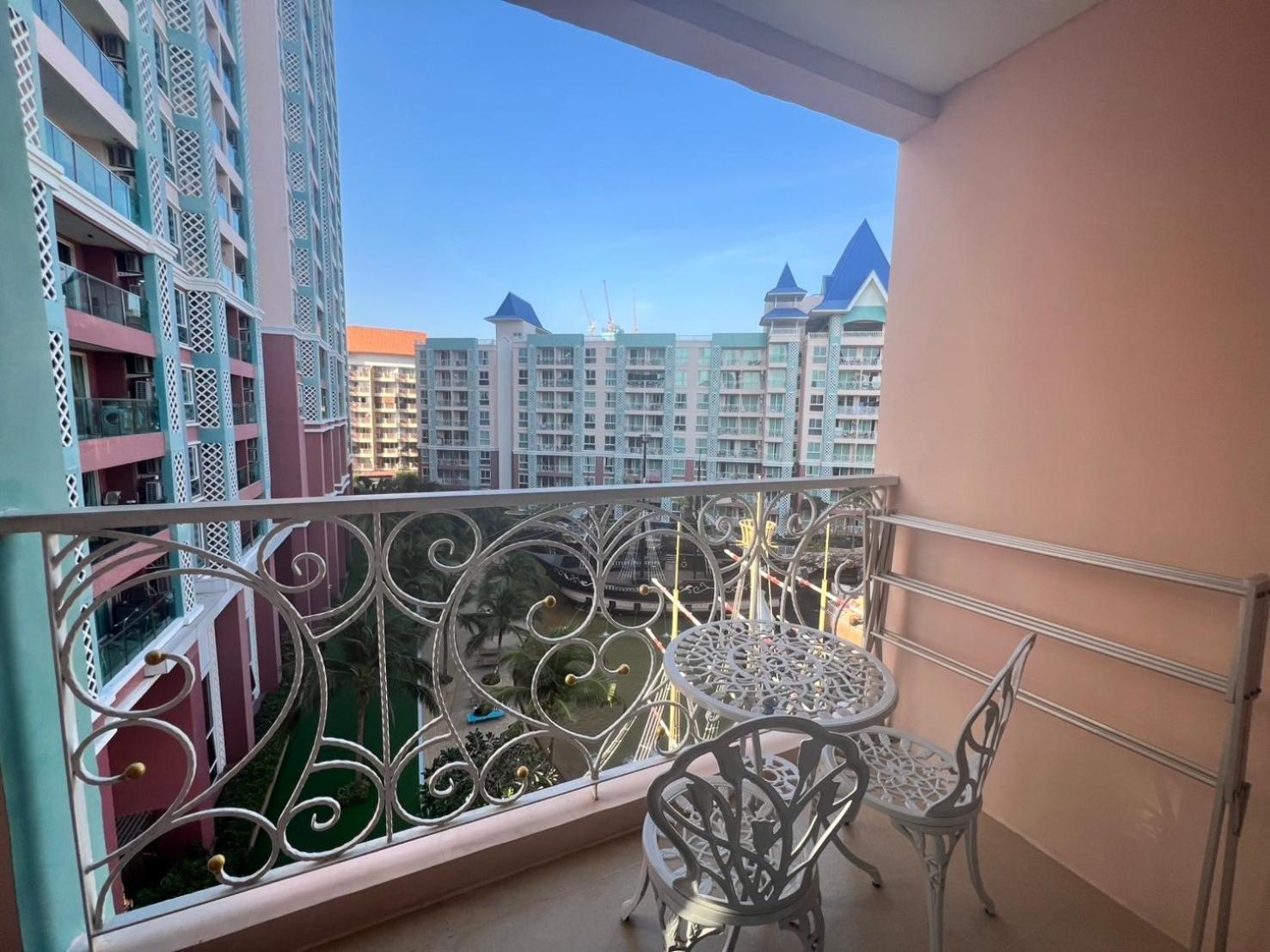 Grande Cariibbean Pattaya By Thita Aparthotel Kültér fotó